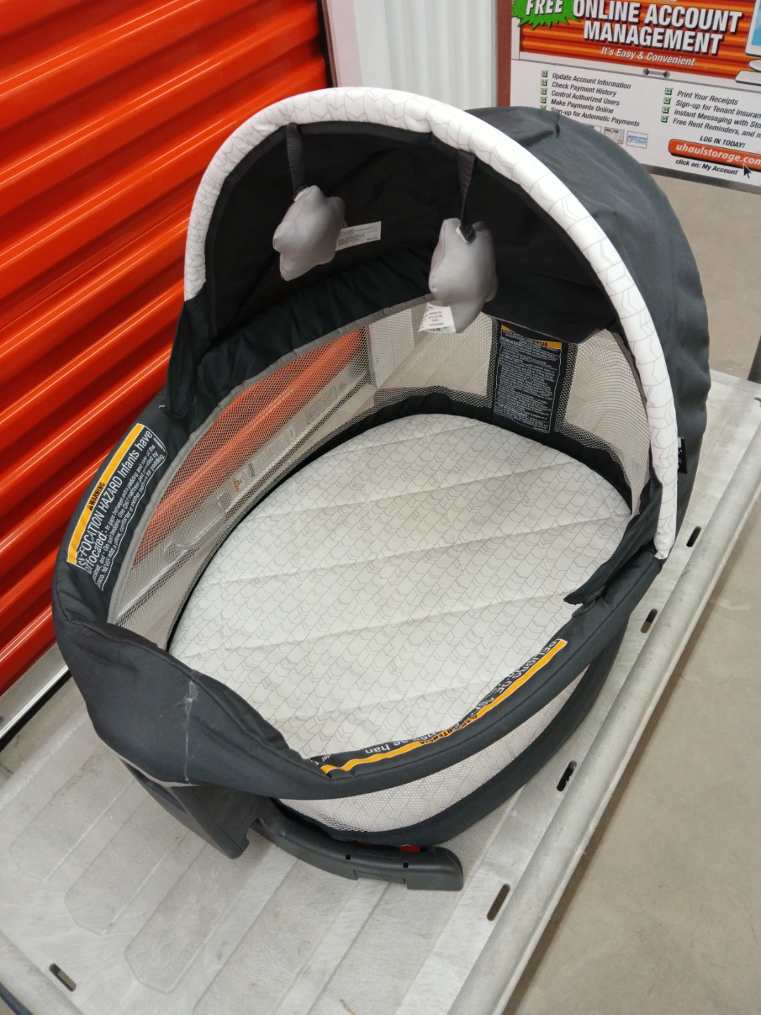 Graco baby bassinet portable lightweight - photo 2