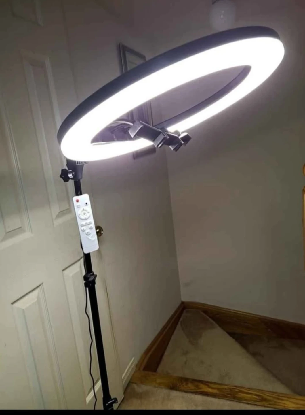 Brand new  18"  Ring Light with Stand