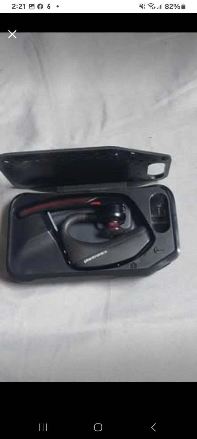 Plantronics Voyager 5200 Bluetooth Headset with Case and Dongle - photo 4