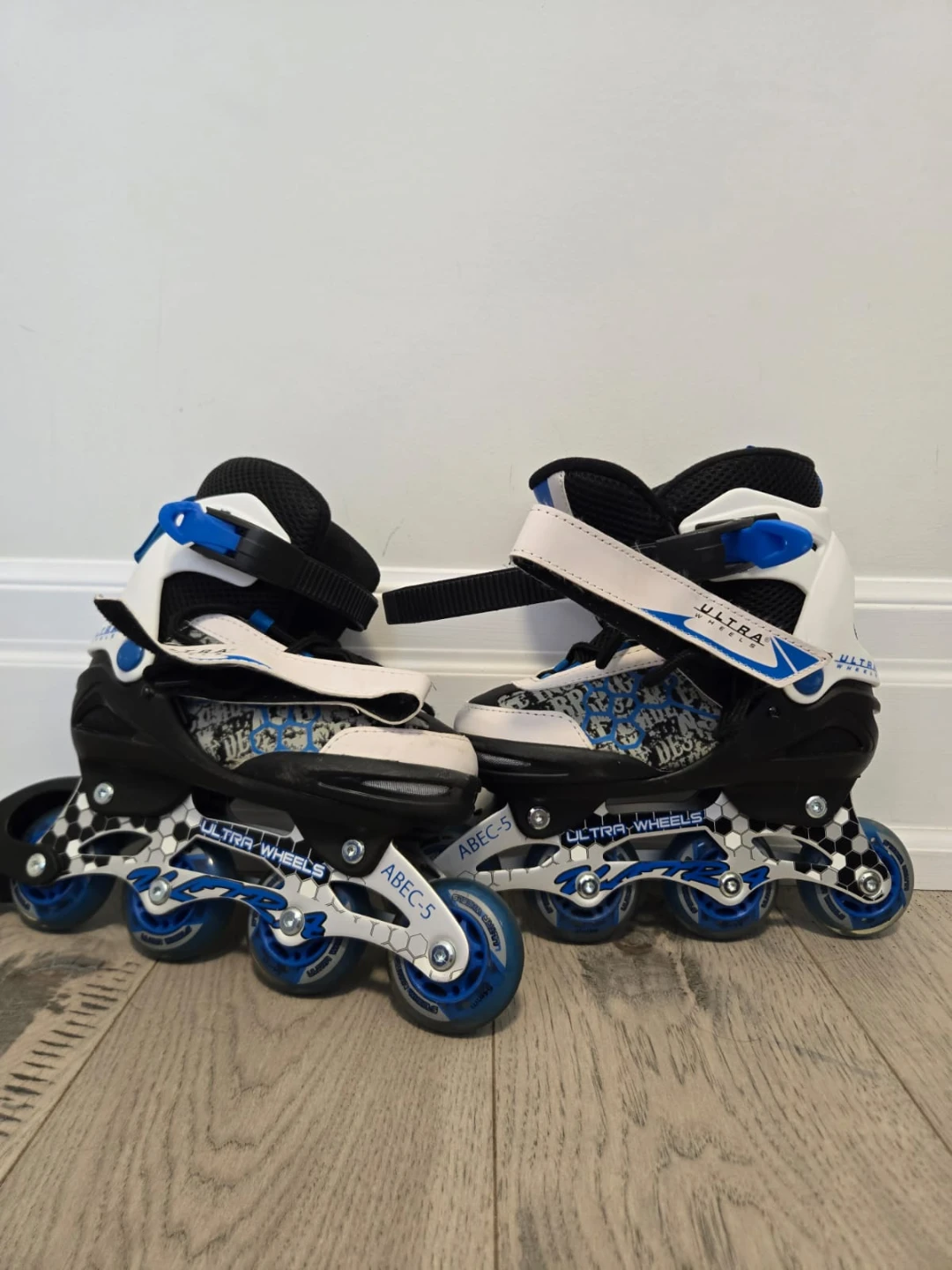 Ultra Wheels switch style skates