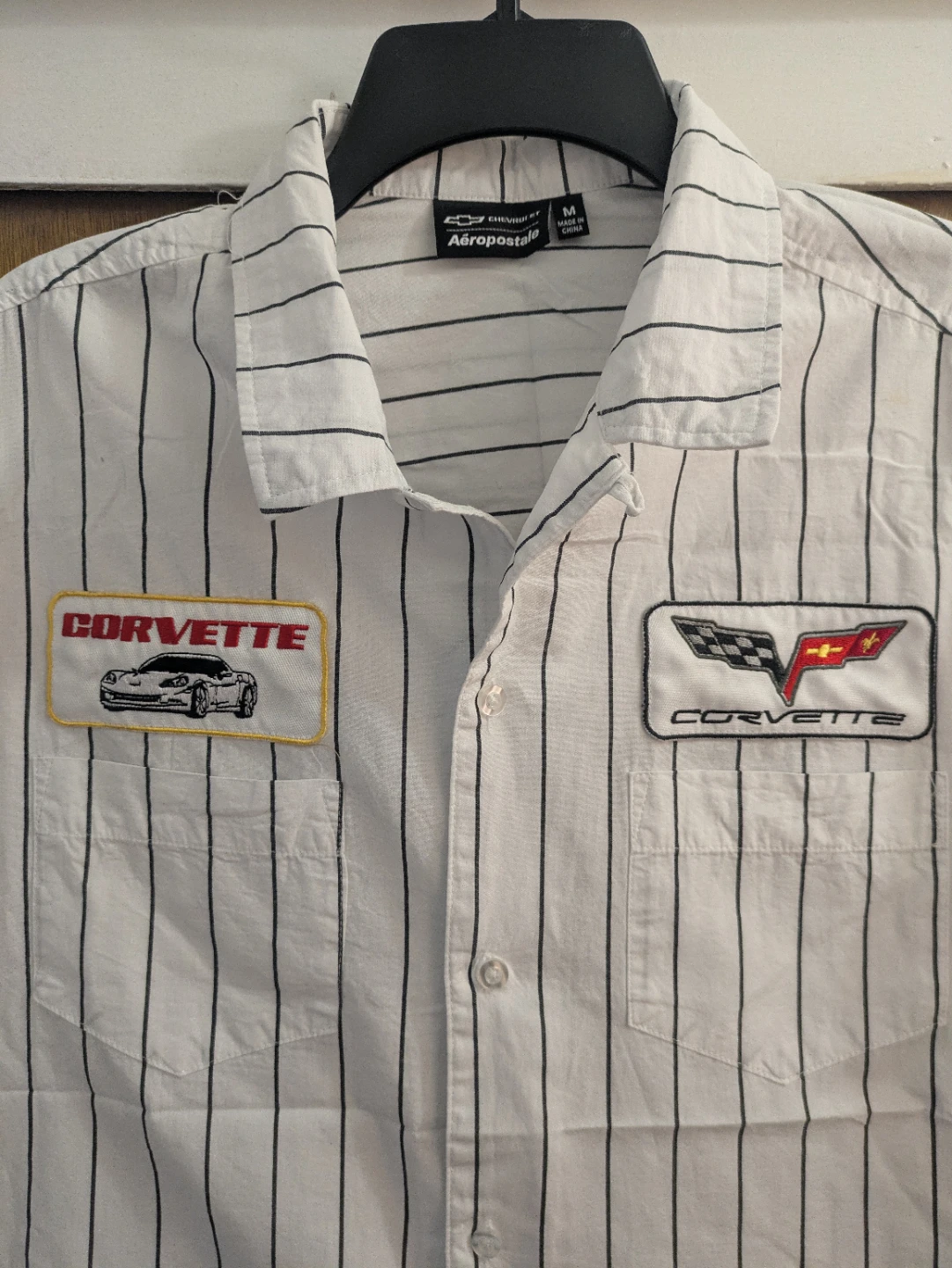 Aeropostale Men's Corvette Short Sleeve Button Up Shirt - Medium