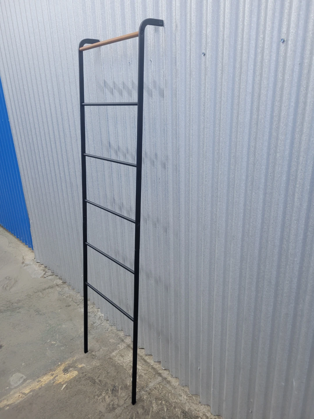 Black Metal Clothes/Towels Dryer with Wooden Bar - photo 2