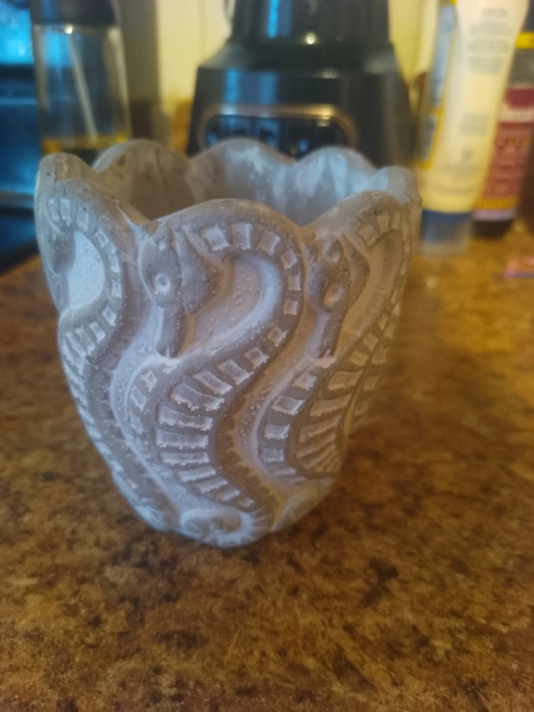 Link Products Decorative Pot