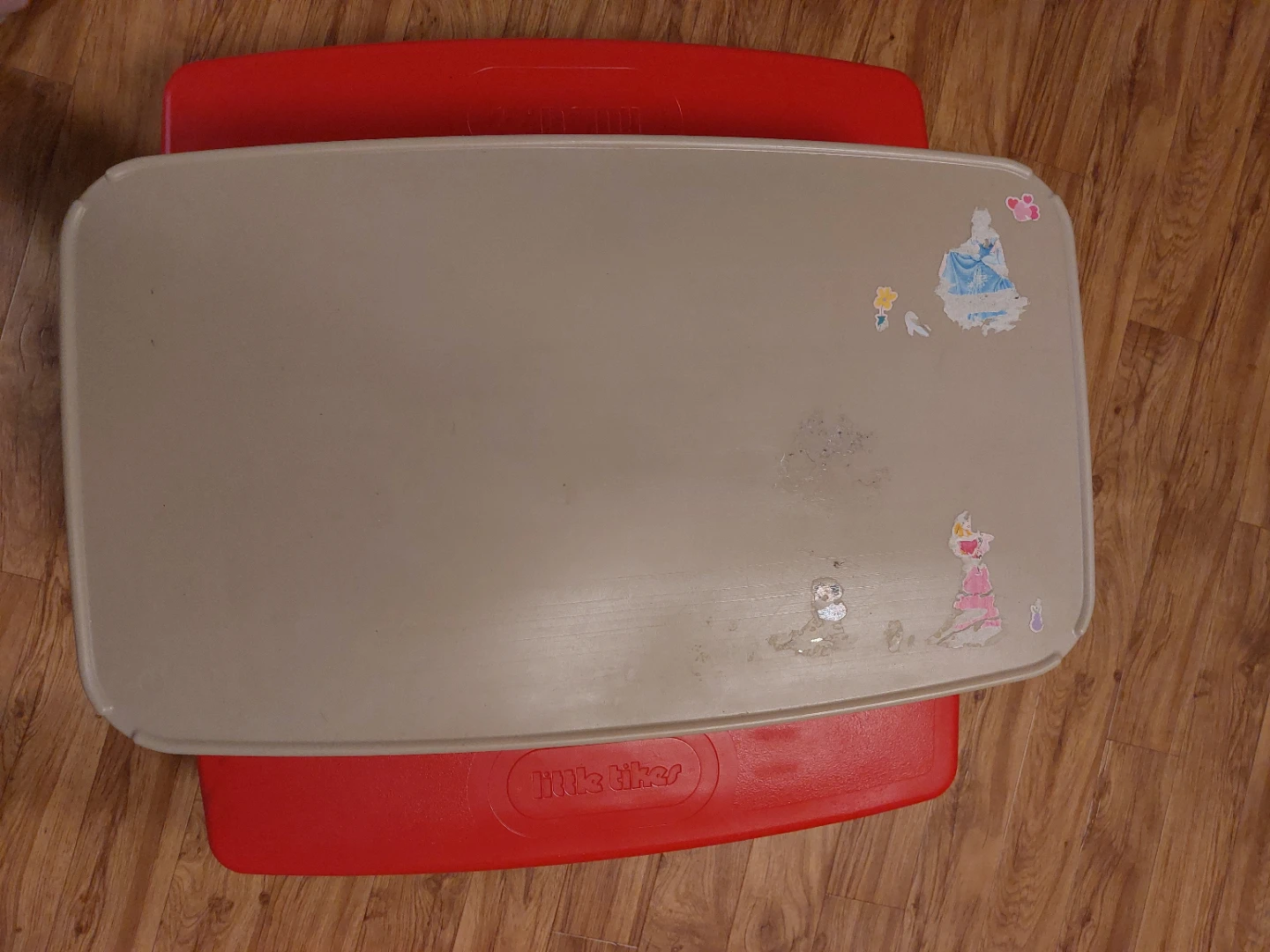 Little Tikes Picnic Table - photo 3