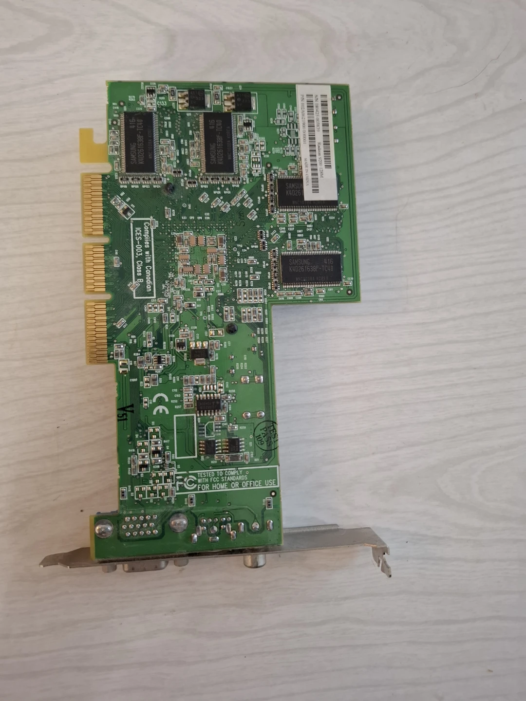 ATI Radeon 9200 SE Graphics Card - photo 2