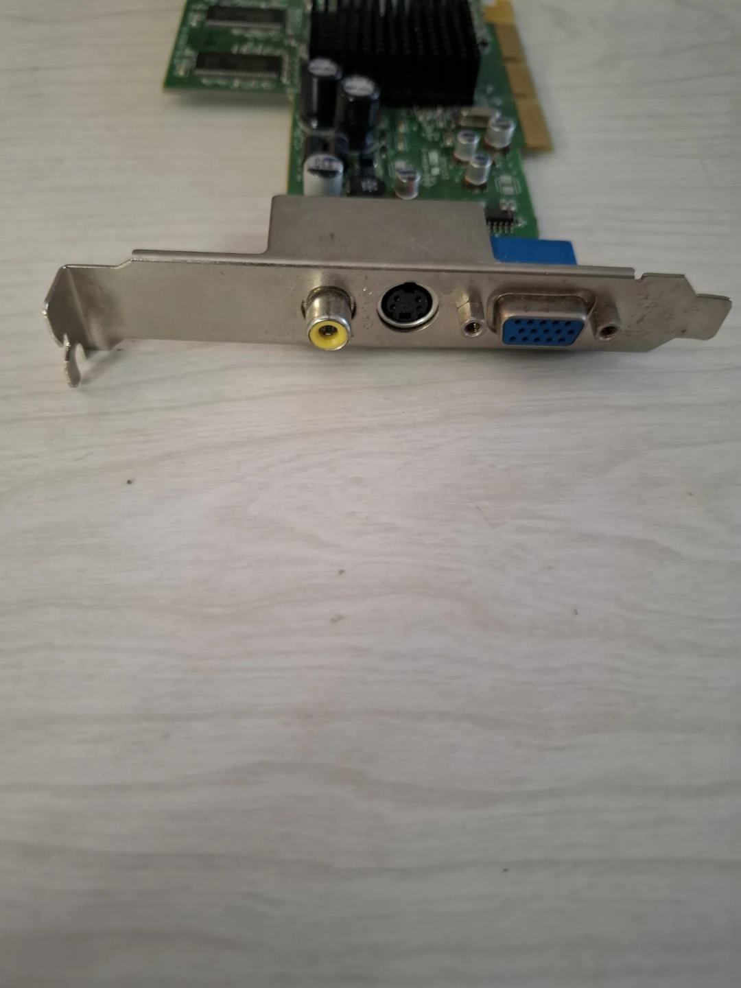 ATI Radeon 9200 SE Graphics Card - photo 3