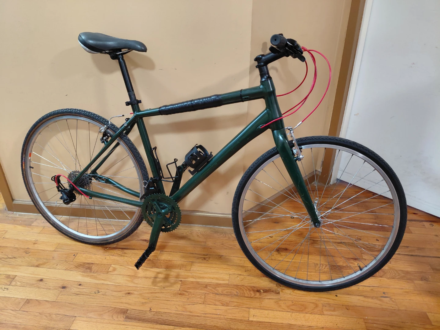 Cannondale Hybrid Bike for sale - Medium Racing