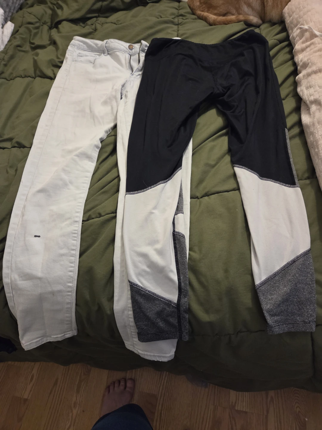 Light wash jeans and black/white athletic leggings