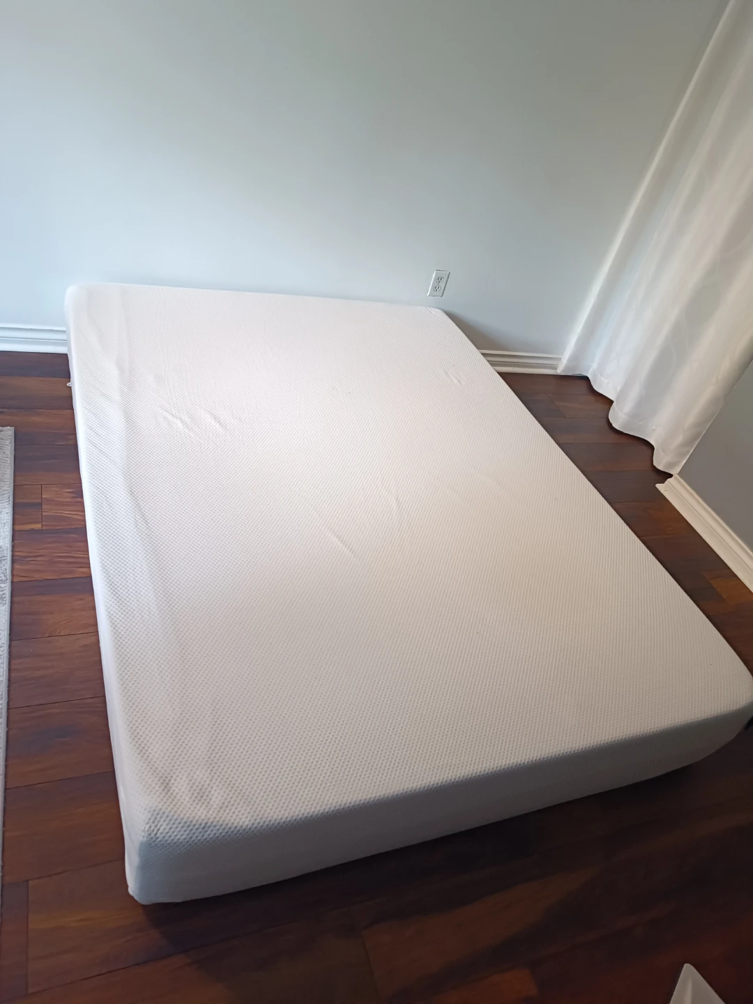 Zinus Queen 12 Inch Gel Memory Foam Mattress