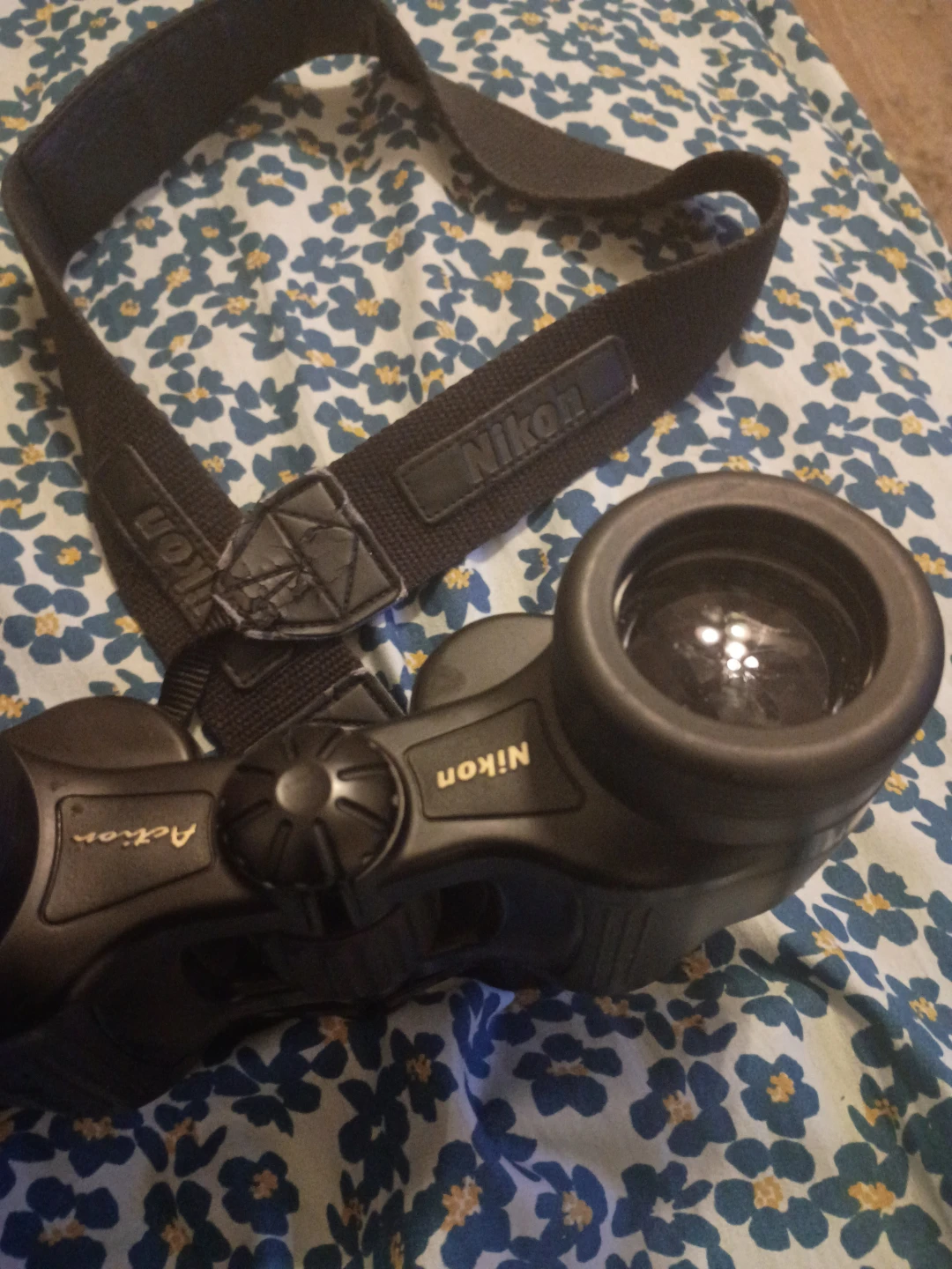 Nikon Action 7x35 9.3° Binoculars - photo 2