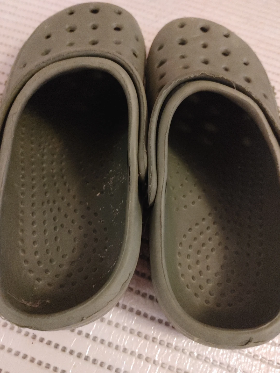 Crocs Clogs Size 13 Kids Olive Green - photo 2