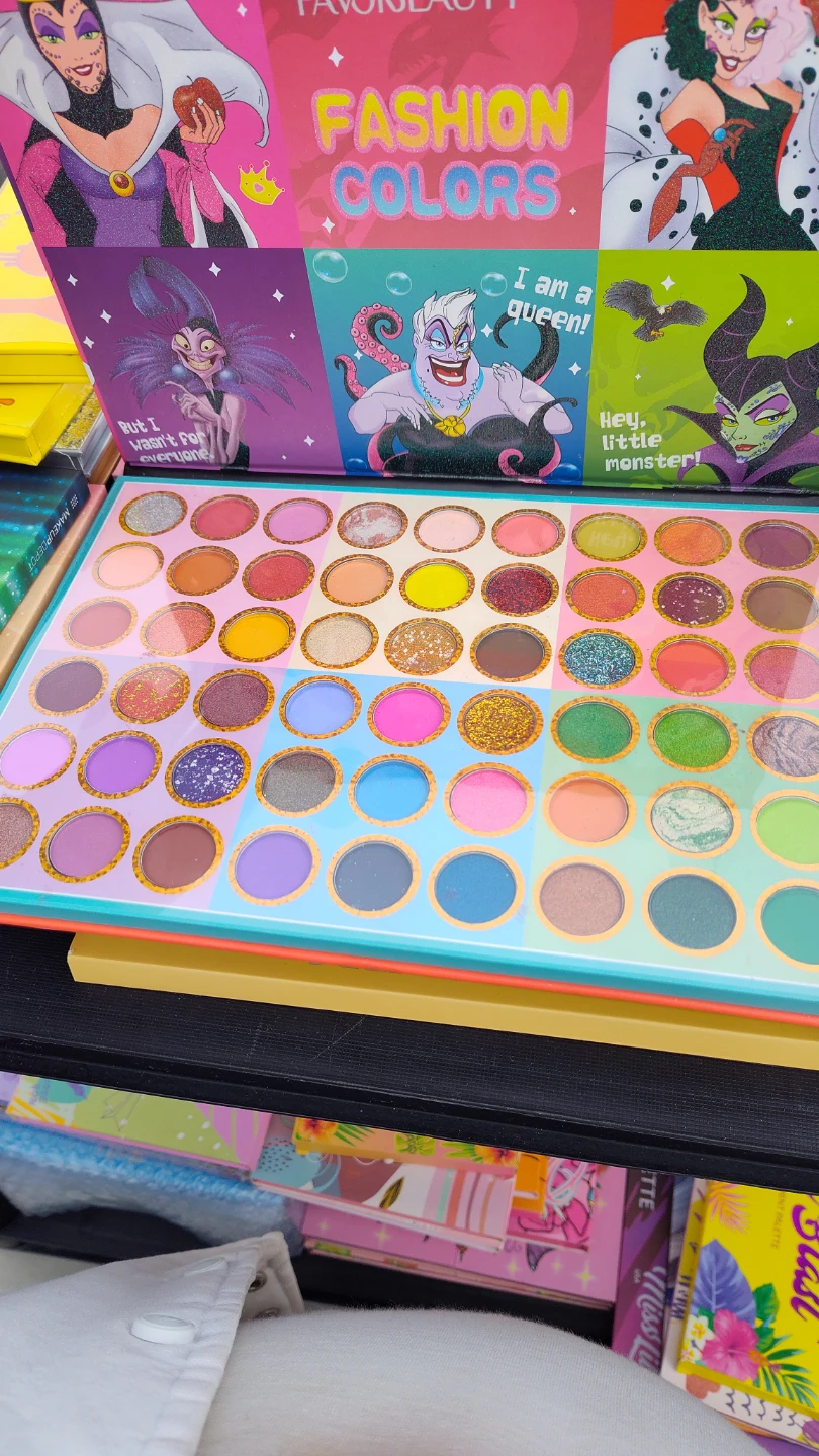 Favorbeauty Fashion Colors Eyeshadow Palette - photo 3