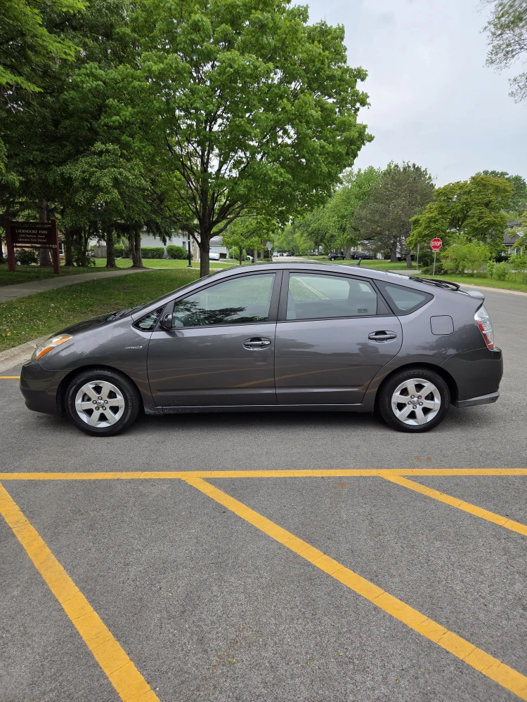 2009 Toyota Prius (gray) 29,630 Original Miles - photo 3