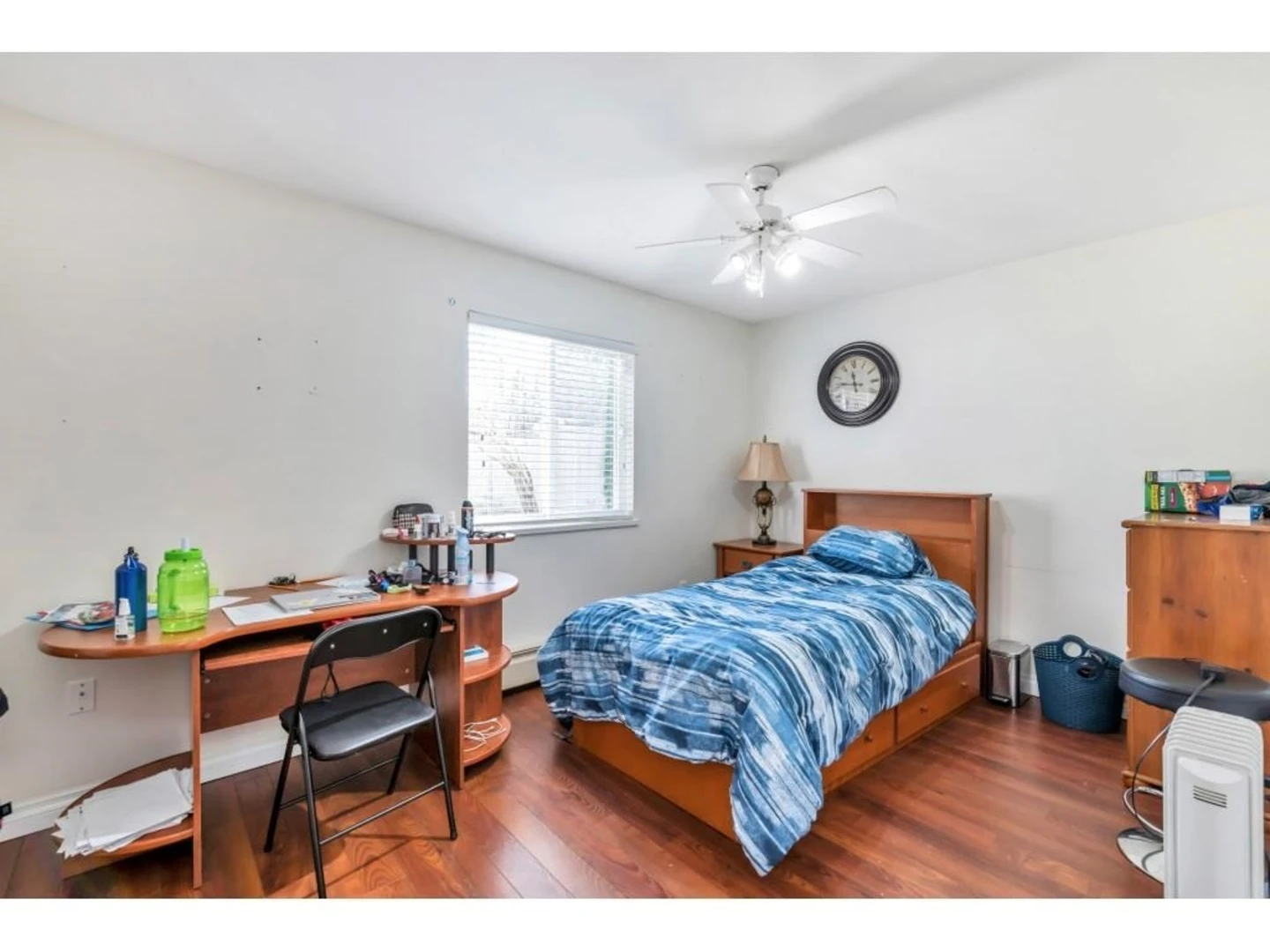 2 Bed, 1 Bath Ground level unit available for rent - photo 4