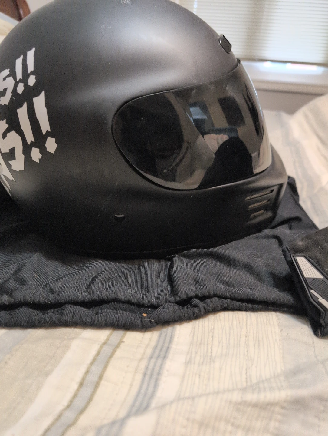 CKX Motorcycle Helmet with Zombie Graphics - photo 5