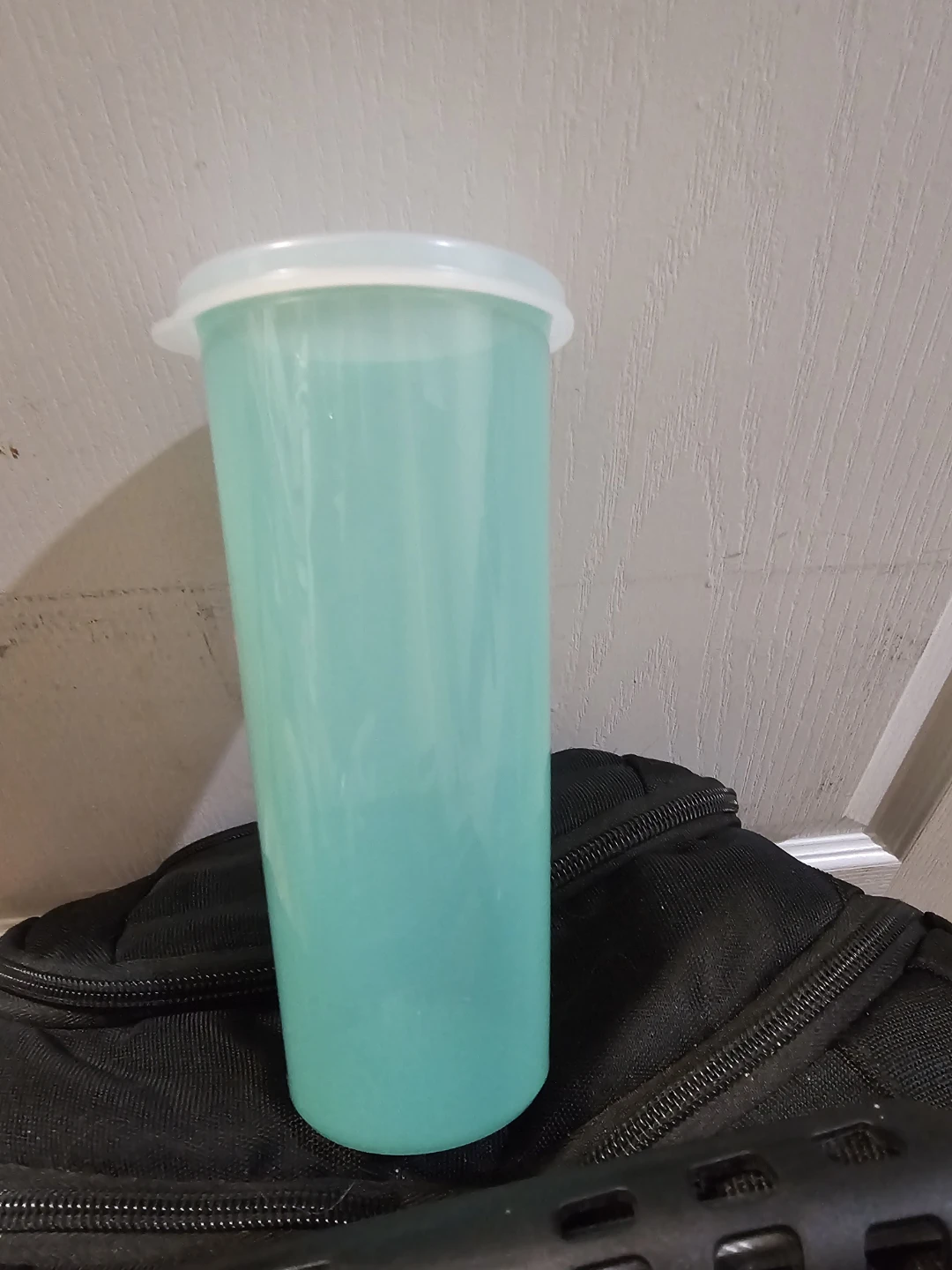 Original Tupperware 16 oz Tumbler