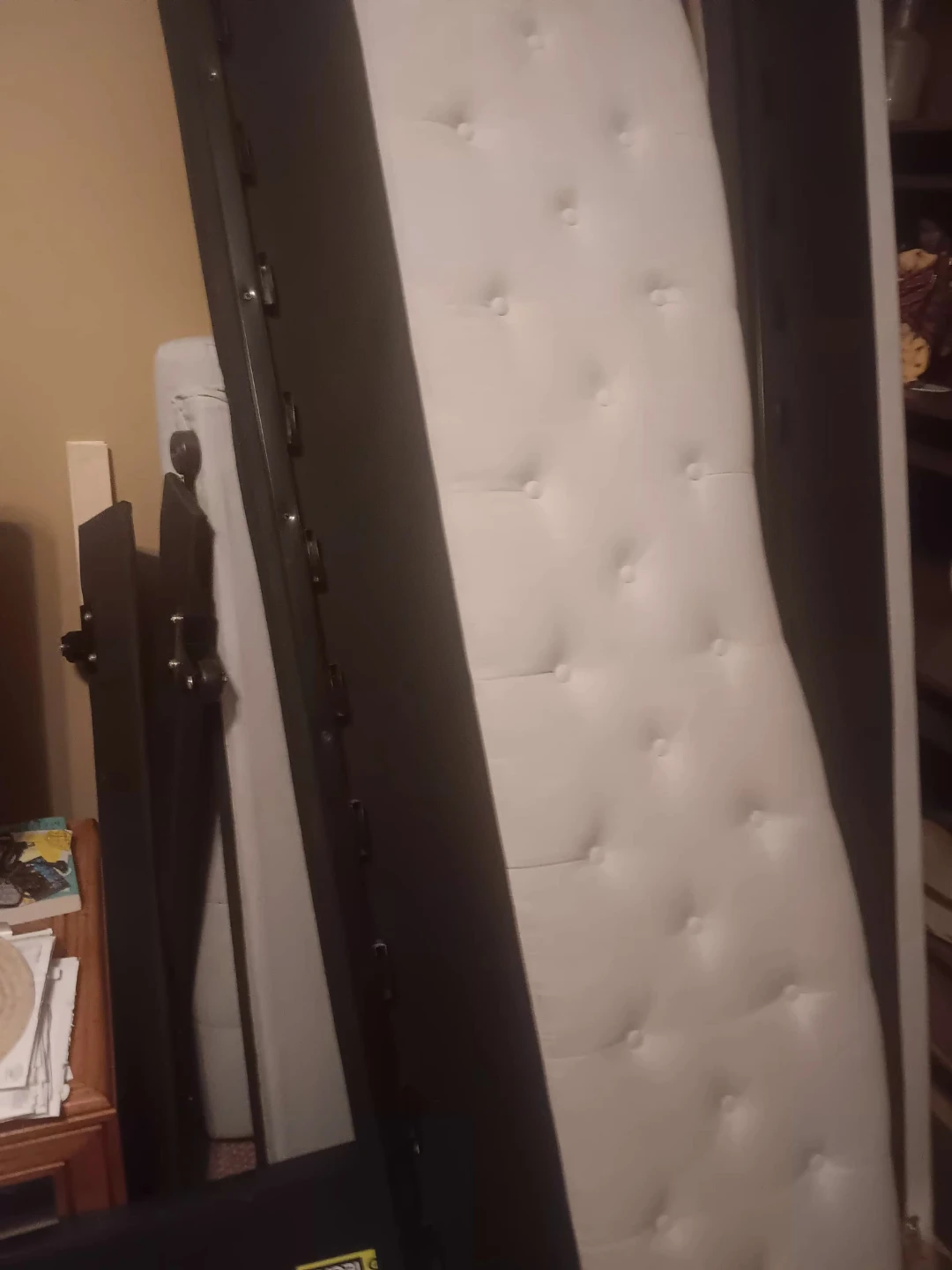 Tufted Upholstered Headboard - photo 3