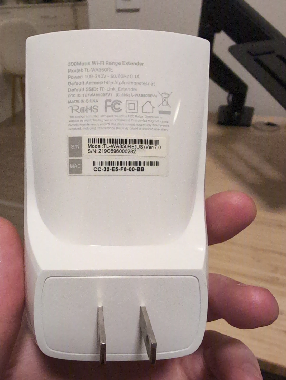 TP-Link TL-WA850RE Wi-Fi Range Extender - photo 3