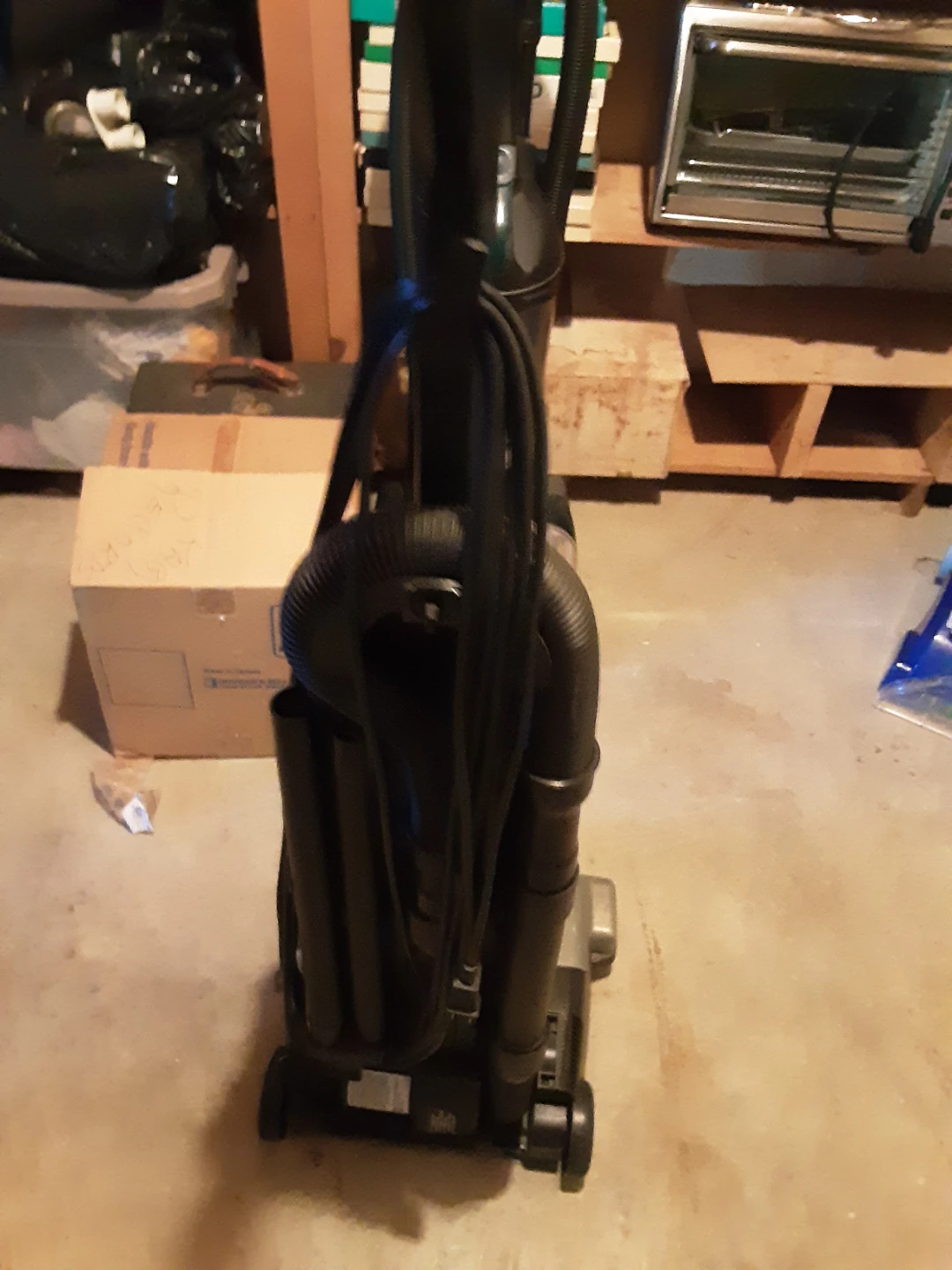 Hoover Windtunnel Vacuum Cleaner - photo 2