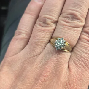 Gold Diamond Cluster Ring vintage