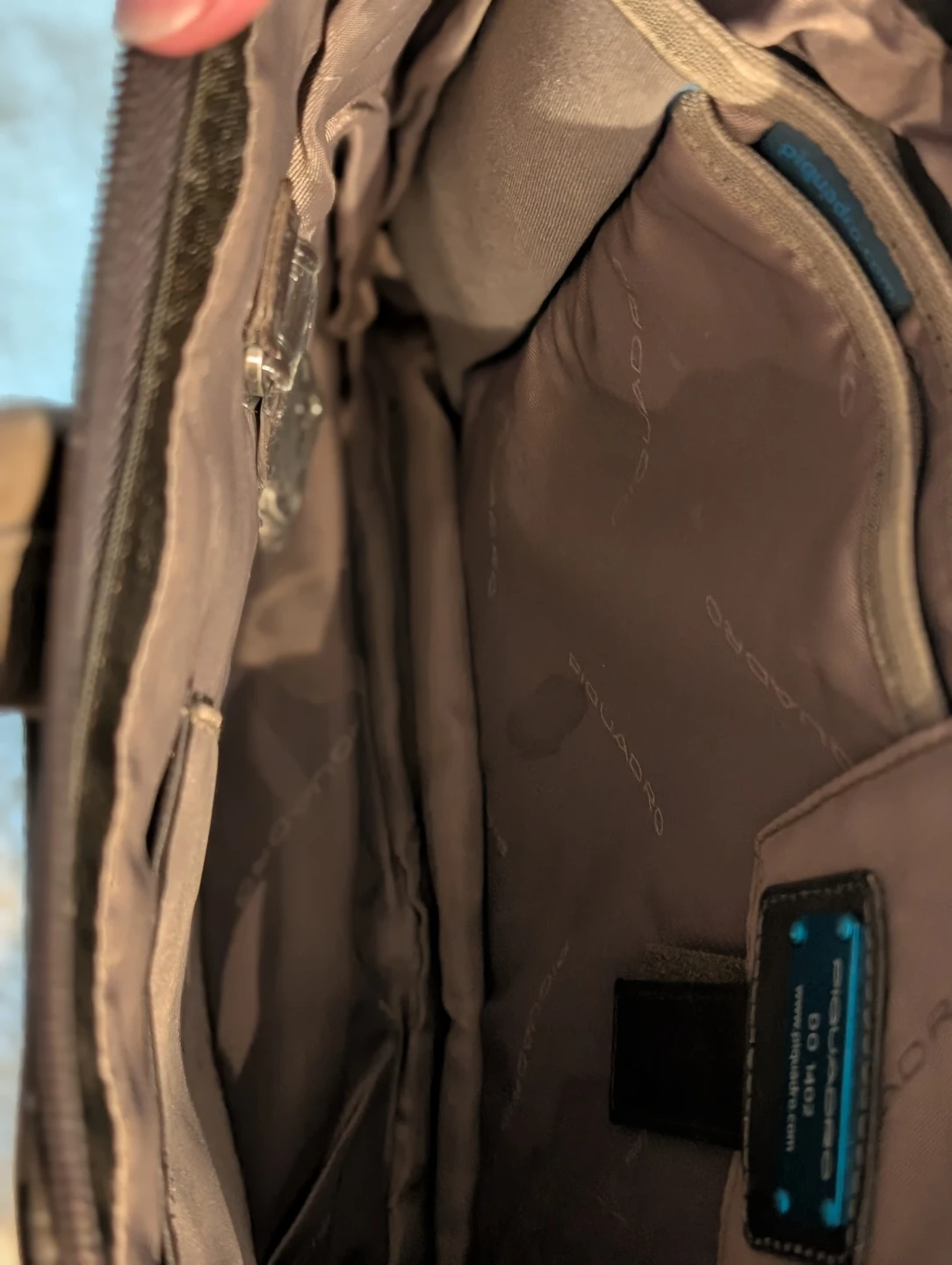 Piquadro Leather Briefcase/Messenger Bag NWOT - photo 5