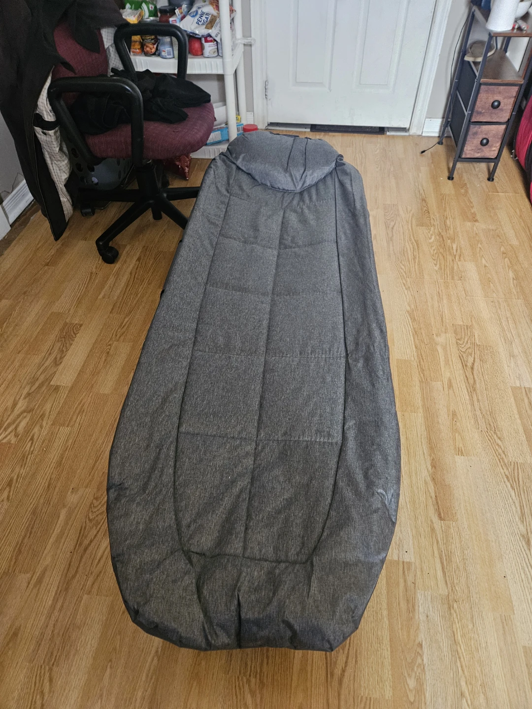 Grey Padded Lounger Chair - photo 3