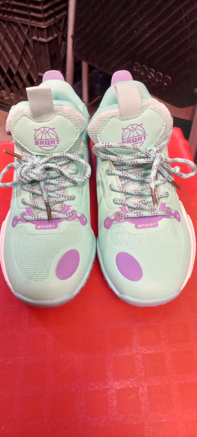 Really cute Kids Sneakers - Teal/Purple - Size 6 US