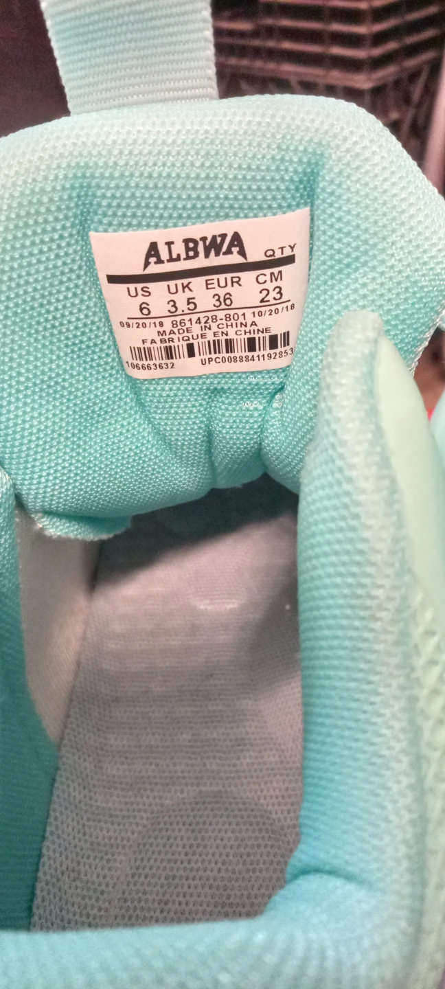 Really cute Kids Sneakers - Teal/Purple - Size 6 US - photo 4