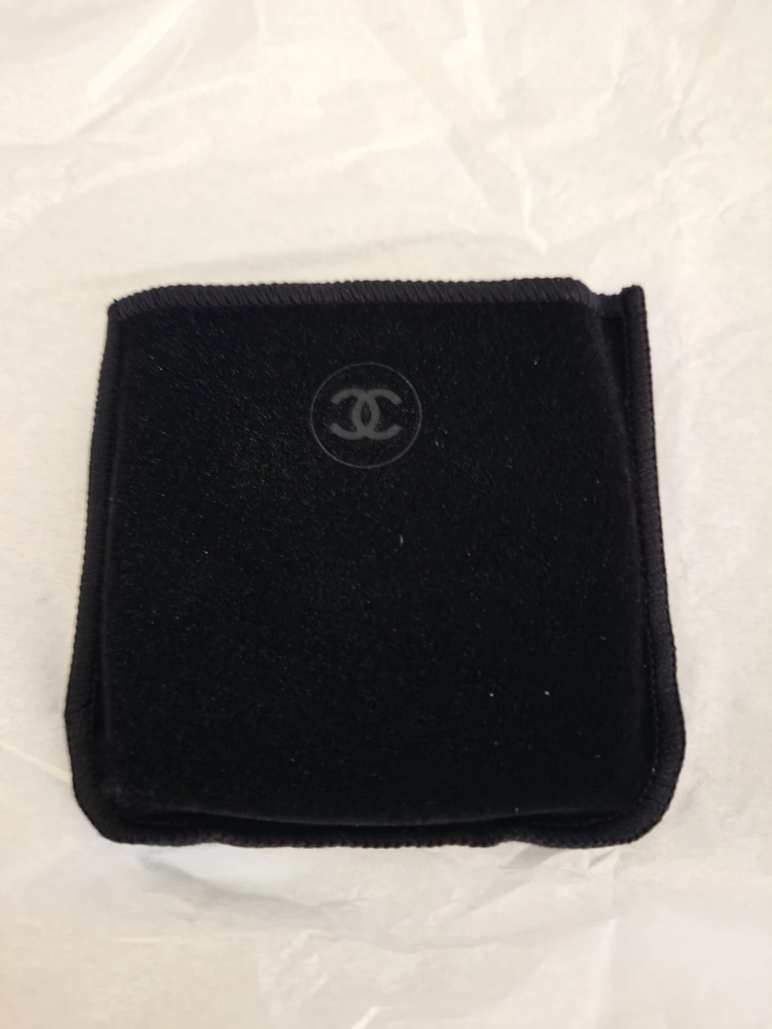NEW AUTHENTIC Chanel Mirror Duo - photo 3