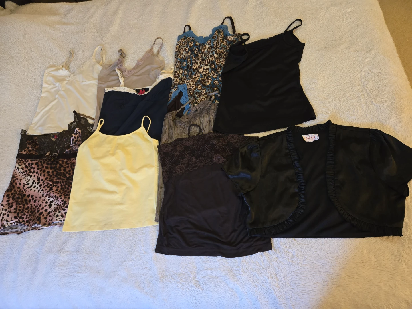 Bundle of 9 Women's Camisoles and a Bolero - photo 3