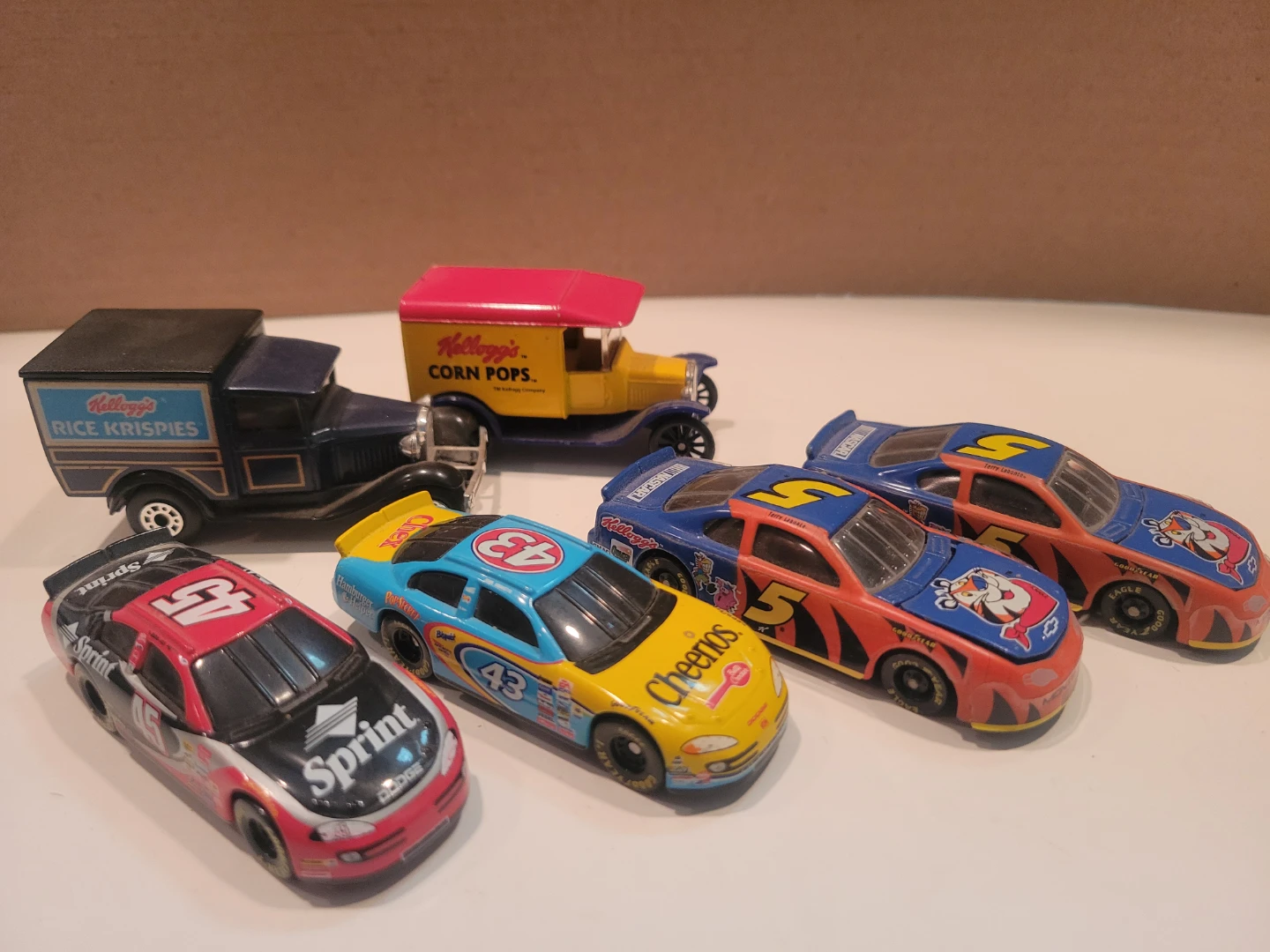 Lot of 10  Diecast Toy Cars & Trucks