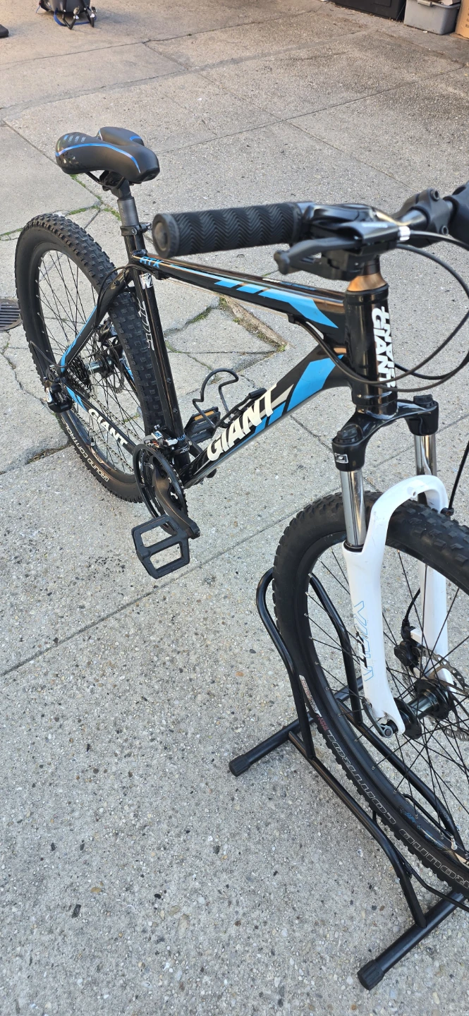 Giant ATX Mountain large Bike - photo 3