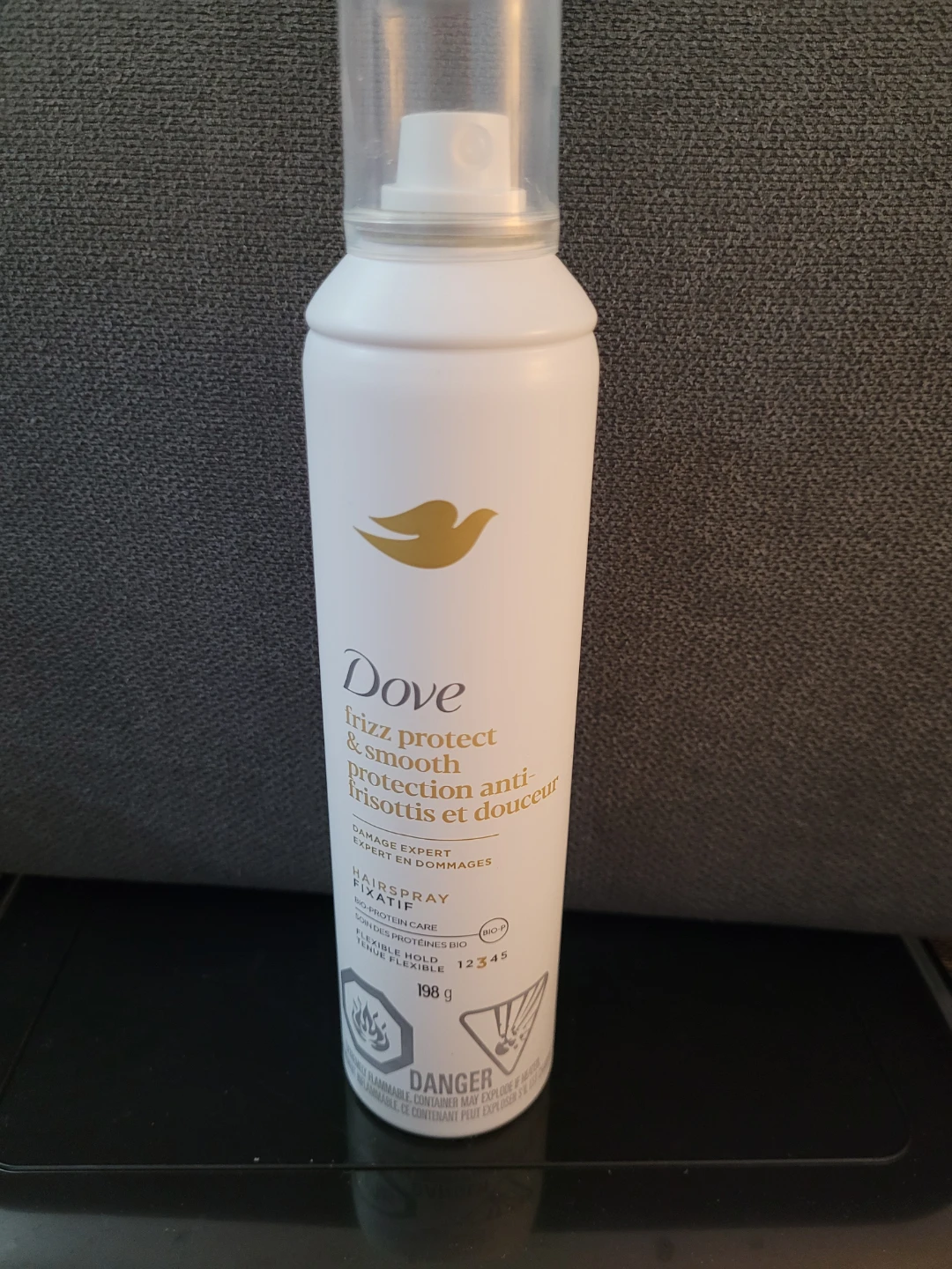 Dove Frizz Protect & Smooth Hairspray