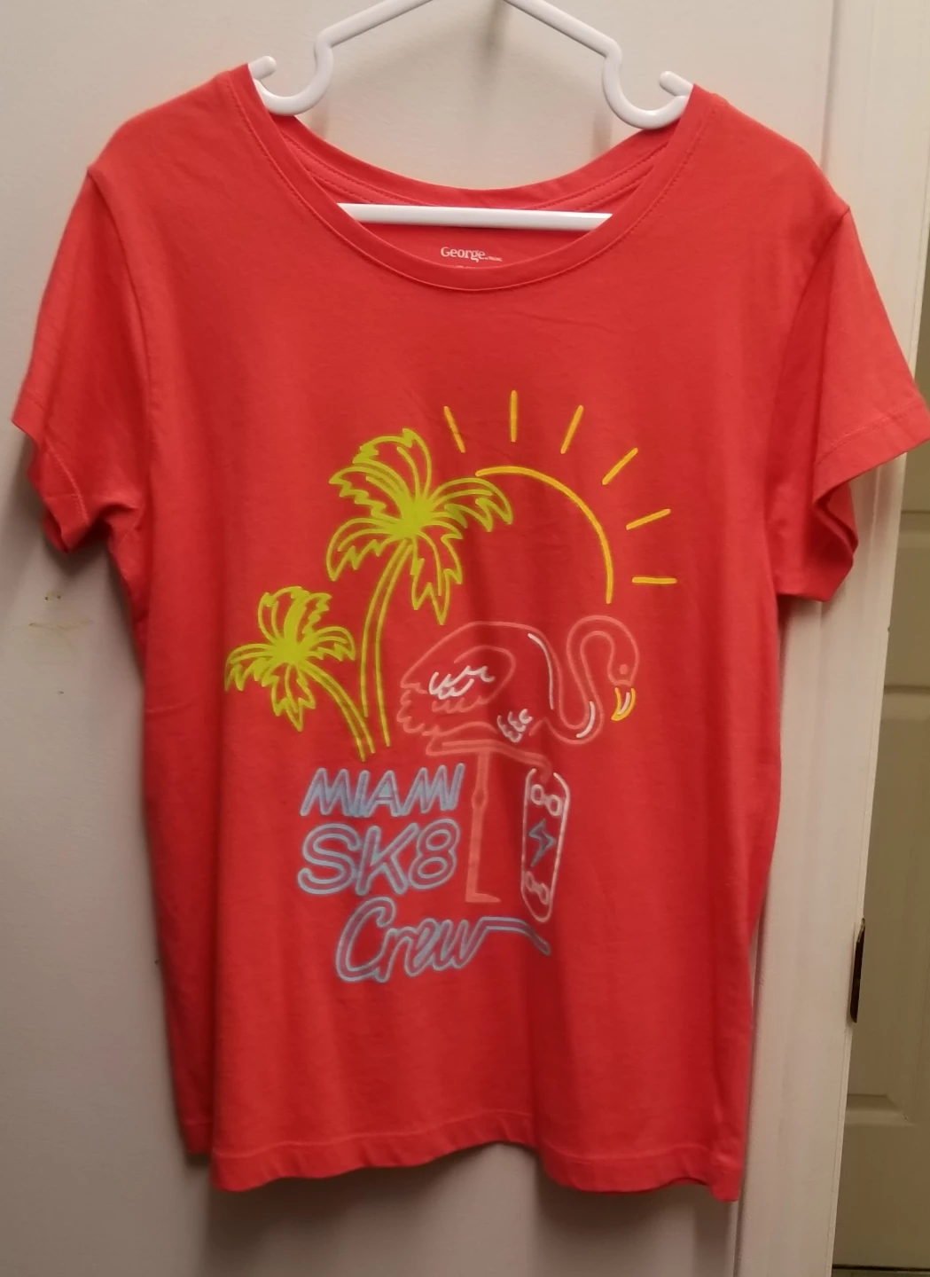 George T-Shirt L/G (10-12) Coral Flamingo Miami SK8 Crew