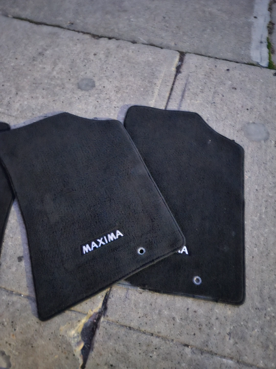 Nissan Maxima Floor Mats - photo 2