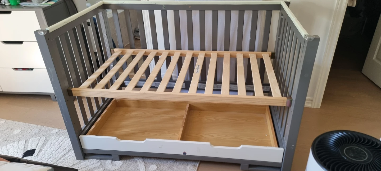 Grey Convertible Crib with Storage Drawer