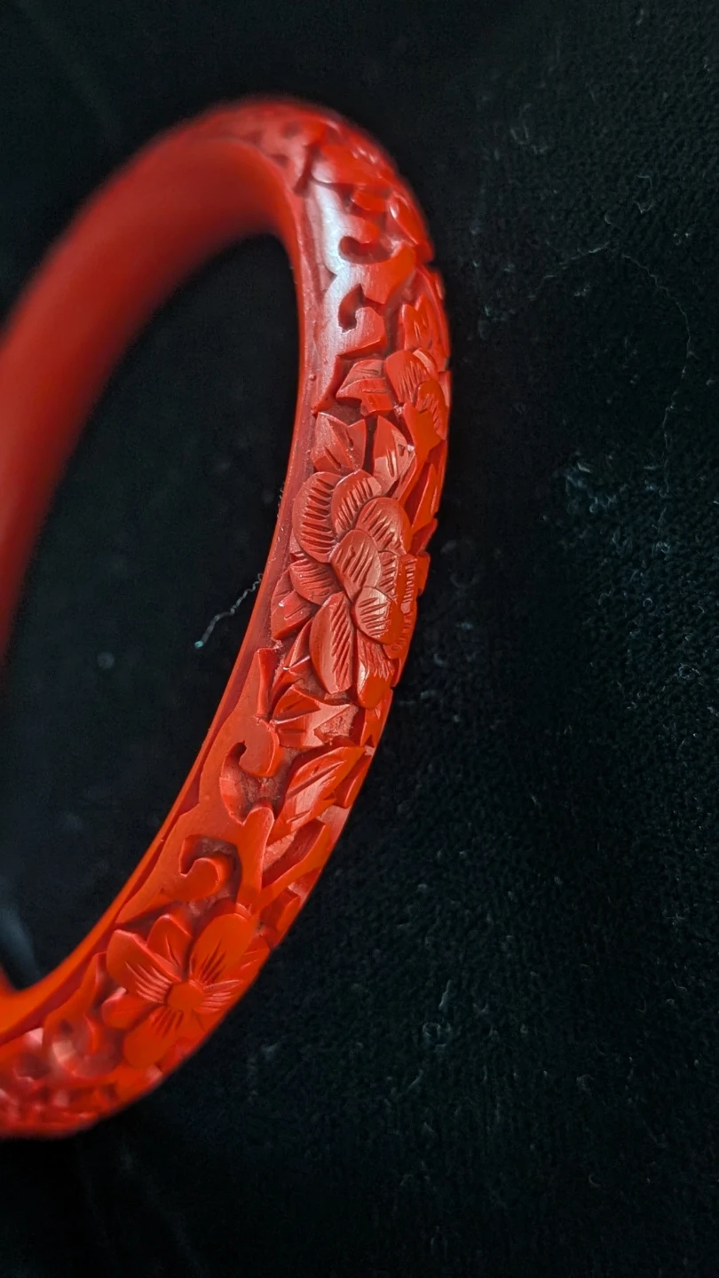 Red Carved Cinnabar Floral Bangle Bracelet - photo 3