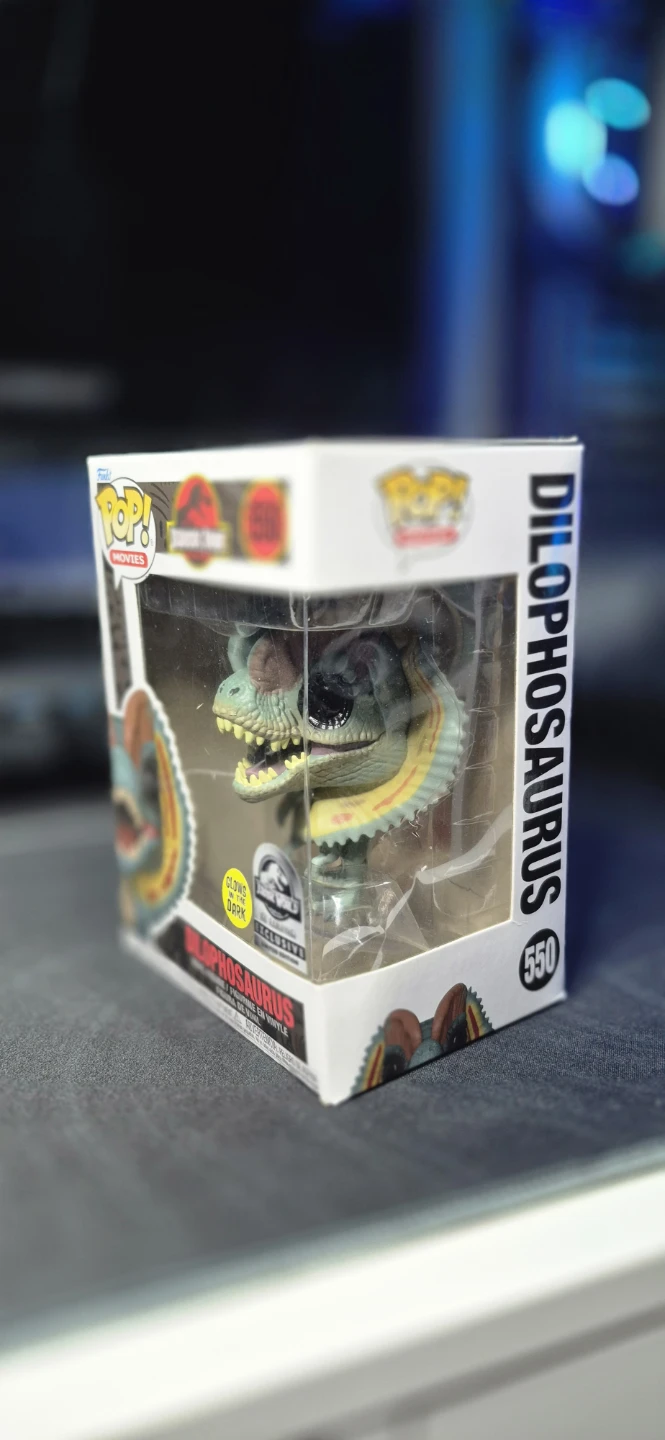 Funko Pop! Exhibition exclusive Jurassic Park Dilophosaurus#550 - photo 2