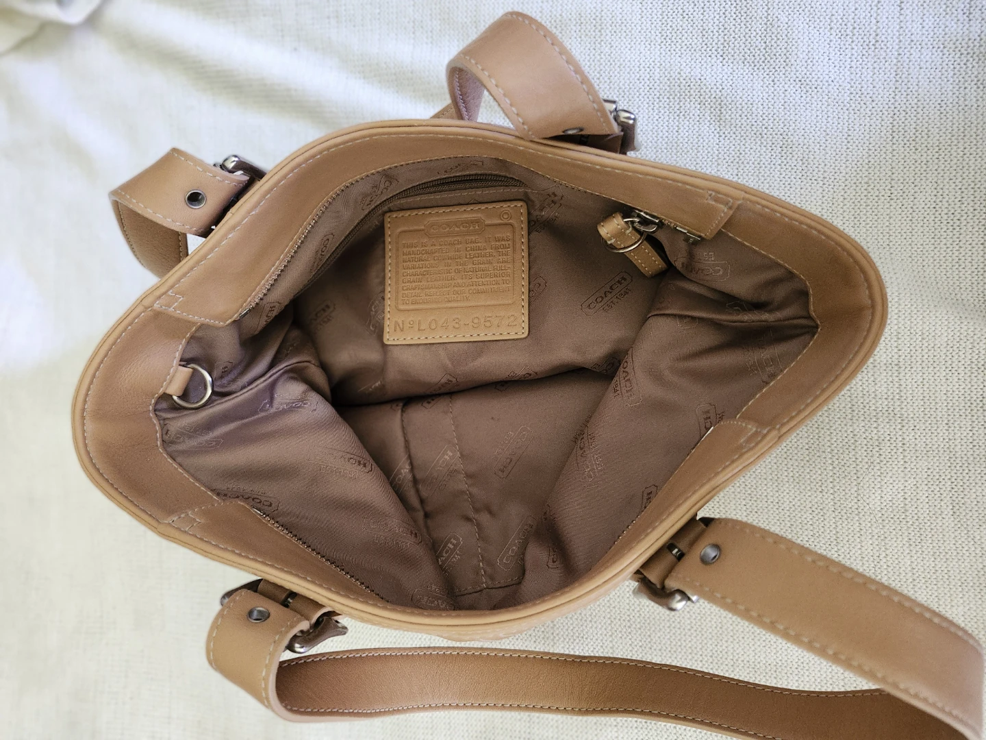 Coach Tan Leather Tote Bag - photo 4