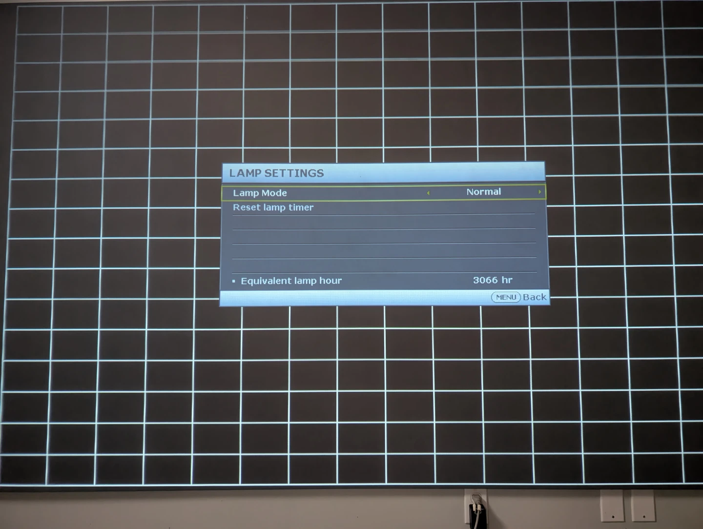 BenQ Ultra Short Throw Projector MW843UST - photo 3