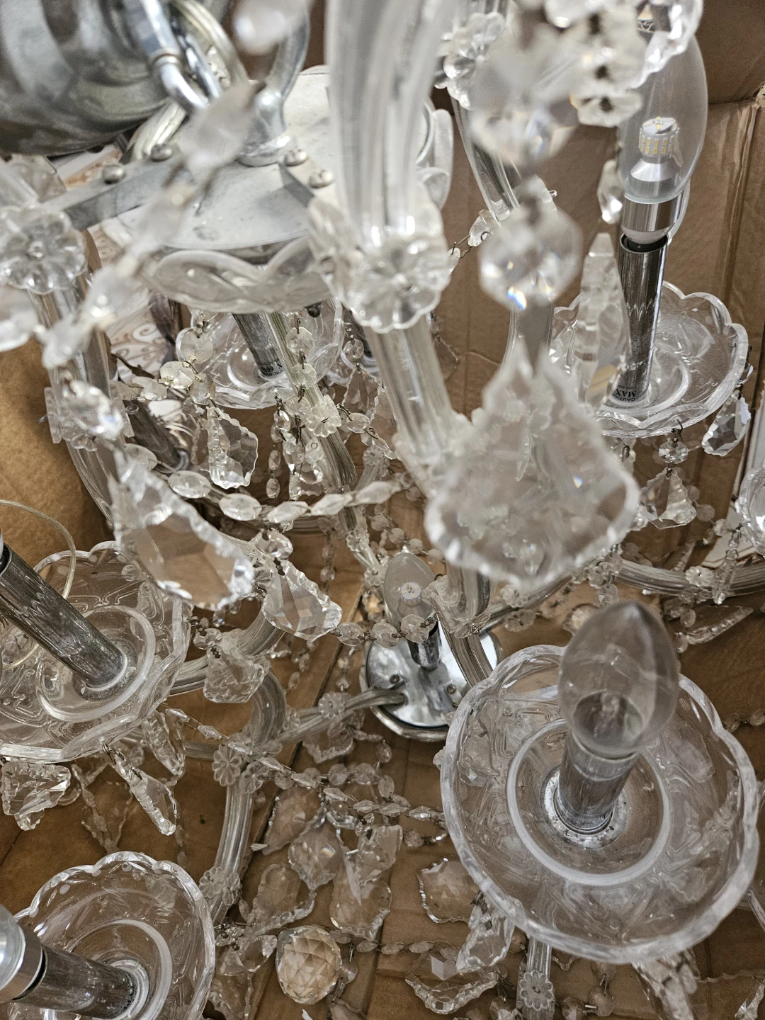 Beautiful 12 light crystal chandelier - photo 3