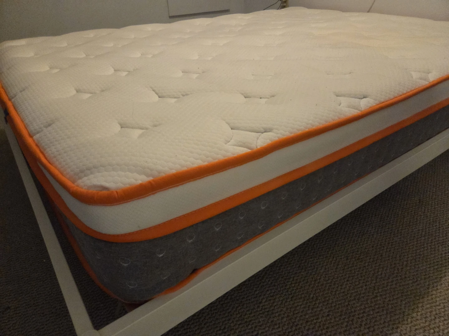 Hybrid Queen Size Mattress