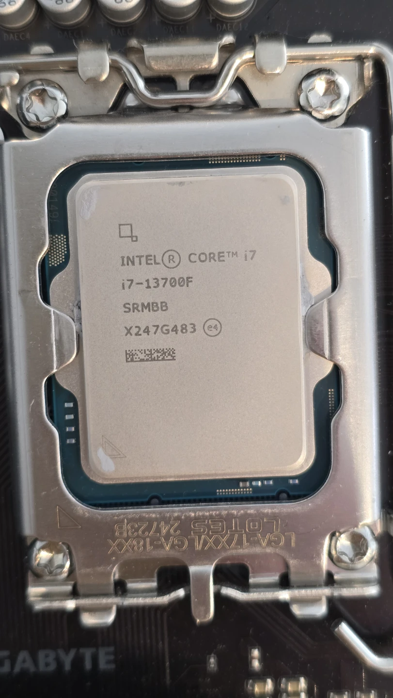 Intel Core i7-13700F CPU + Gigabyte B760M Motherboard - photo 2
