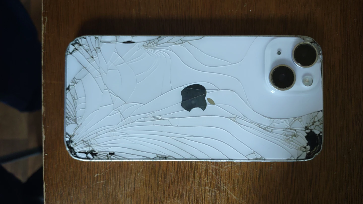 Apple iPhone 14 (Broken Screen) and back cover - photo 2