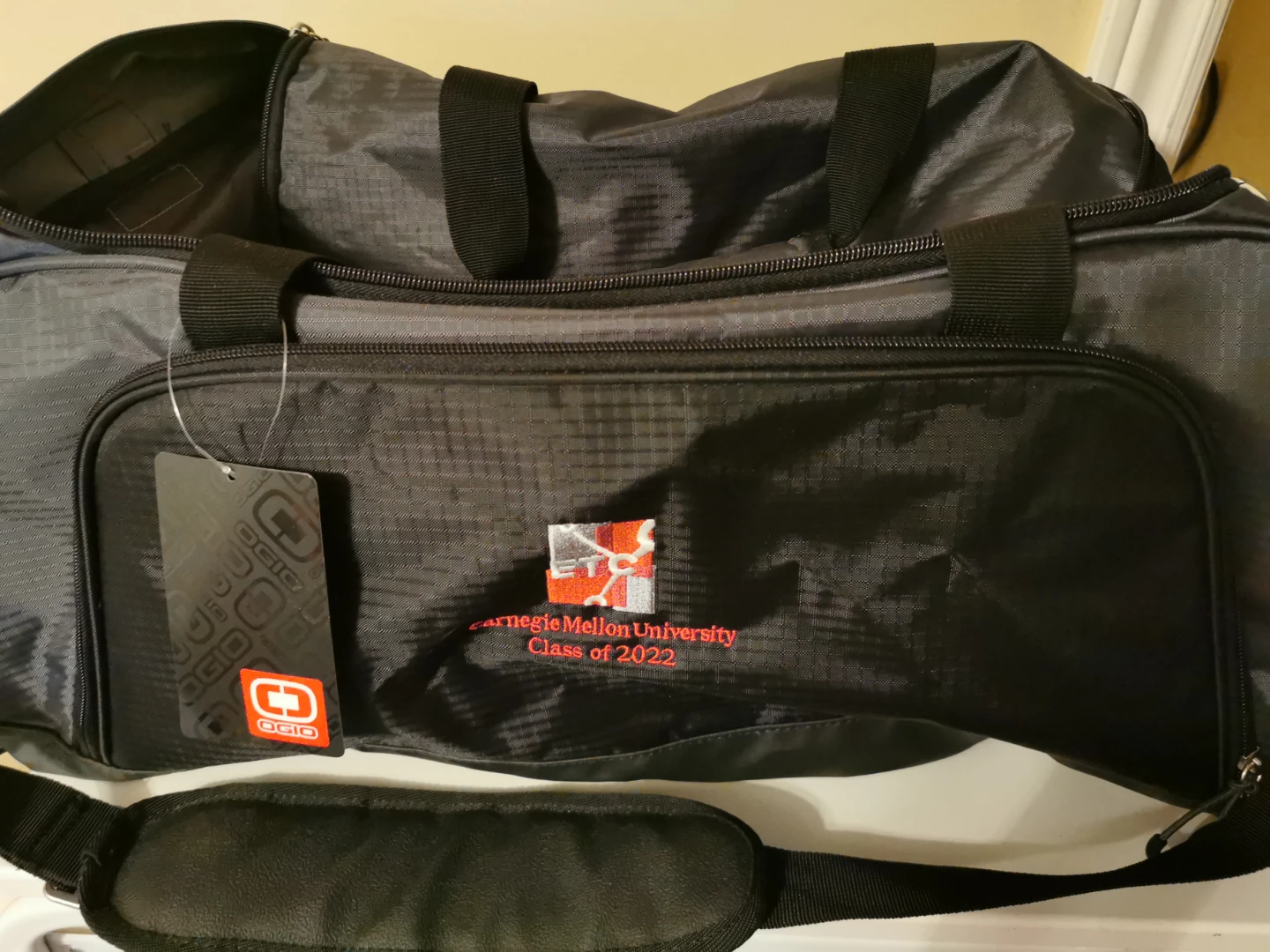 Ogio Carnegie Mellon University ETC Duffel Bag Class of 2022