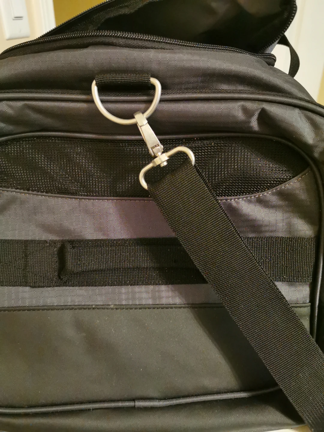 Ogio Carnegie Mellon University ETC Duffel Bag Class of 2022 - photo 3