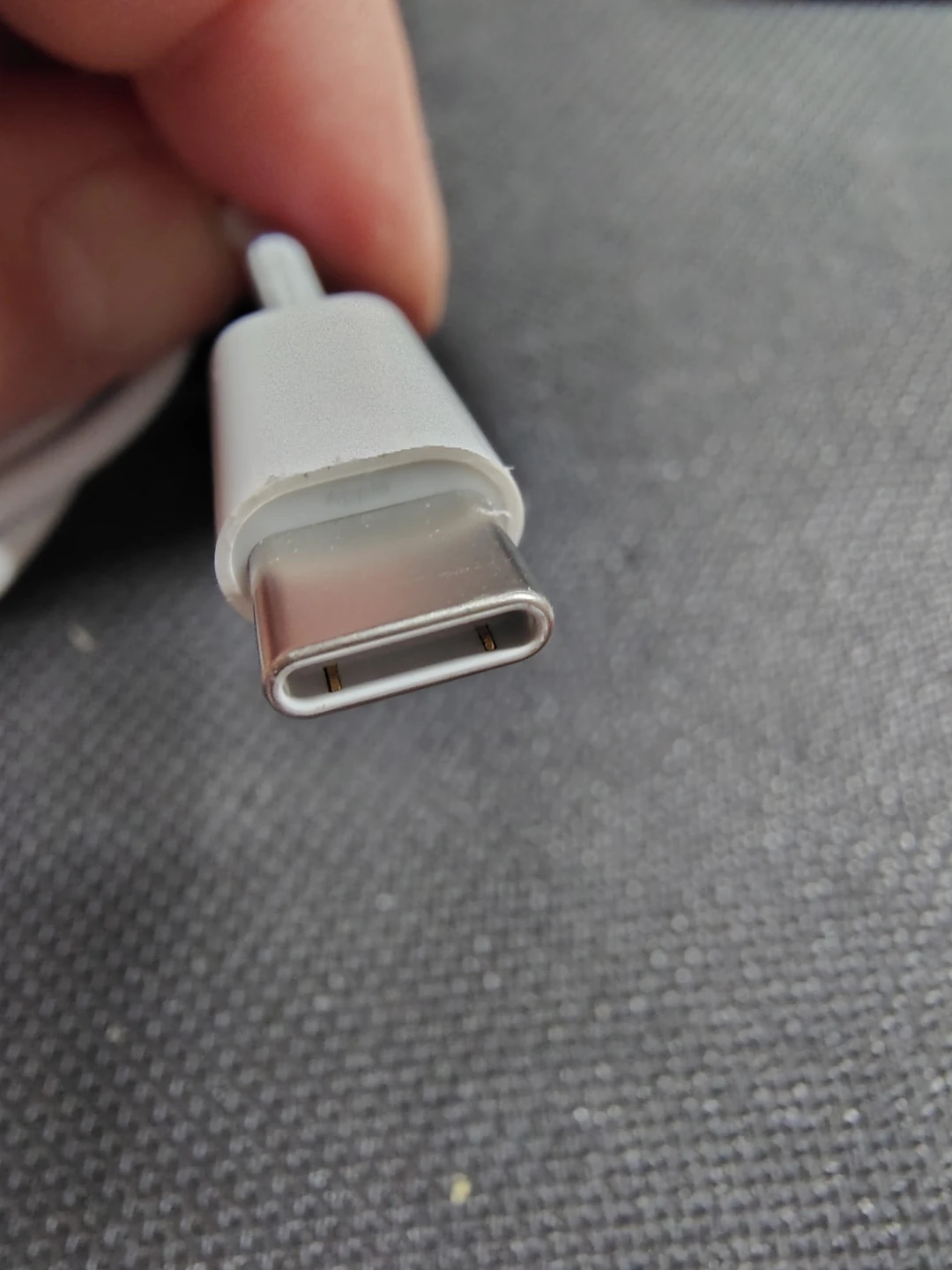 USB-C to MagSafe 3 Power Cable - photo 3