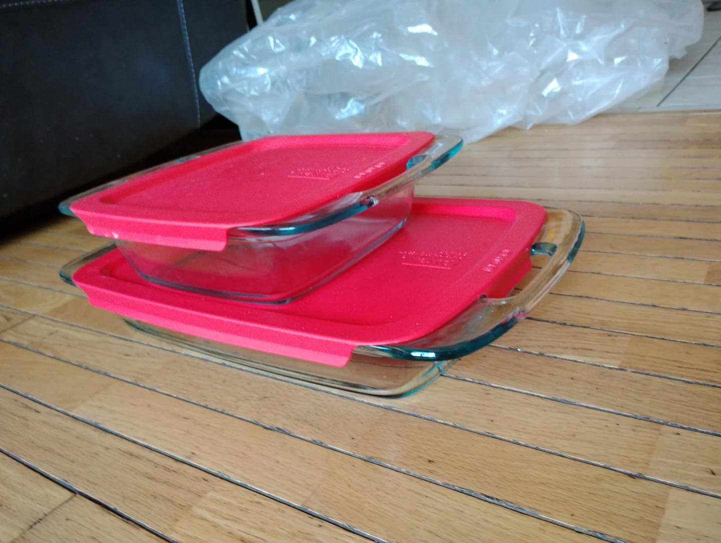 Pyrex Glass Baking Dishes with Red Lids - photo 2