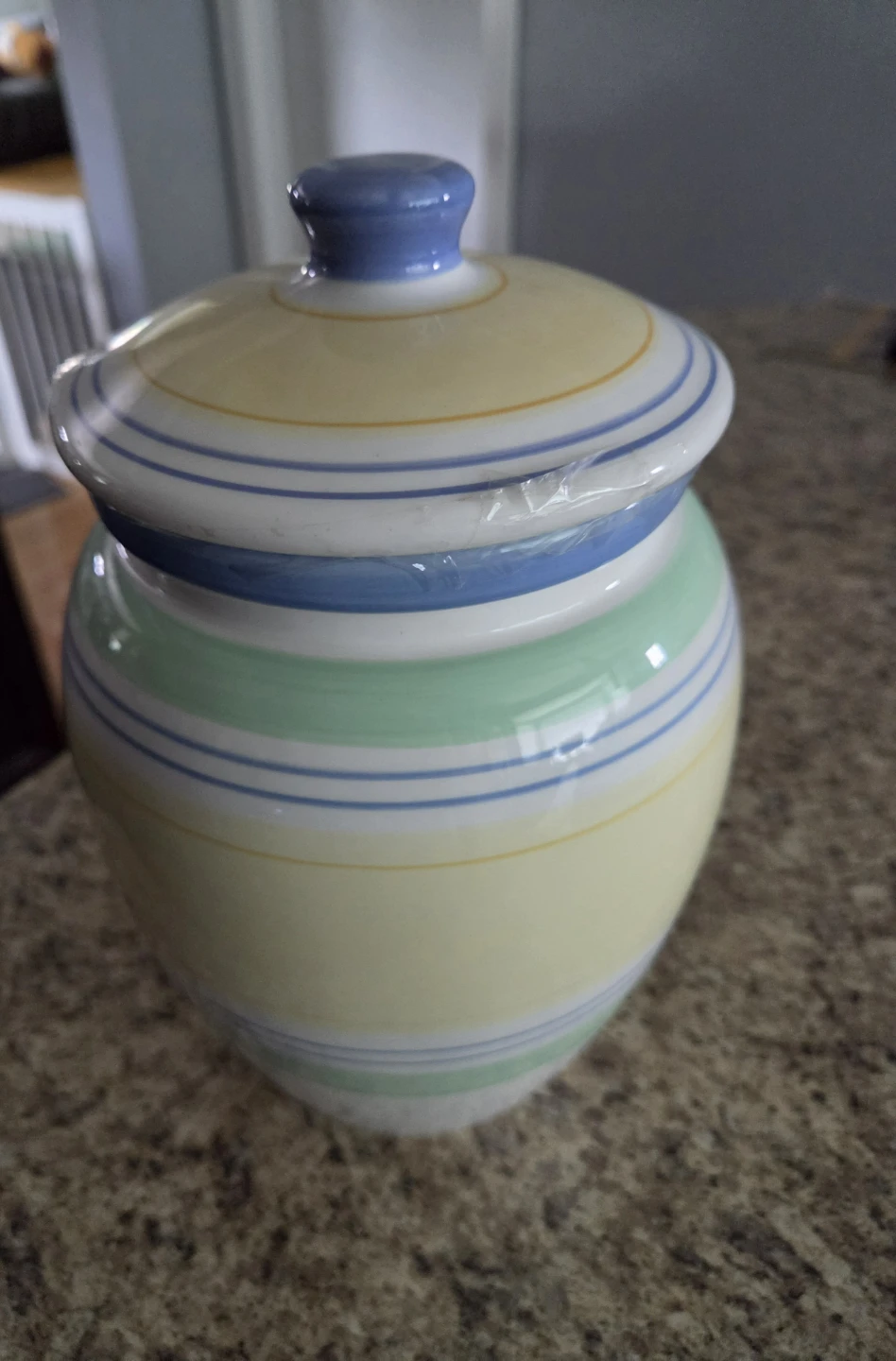 Medium Canister with Lid Floral Breeze Design - photo 3