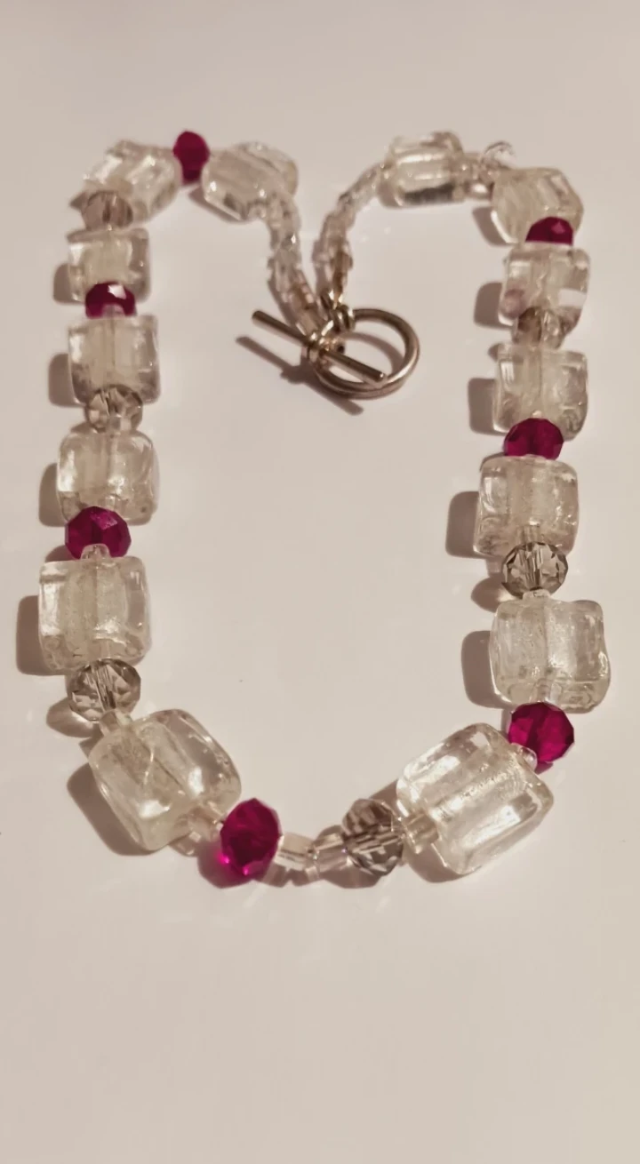 New !! Clear Cube Beaded Necklace with Fuchsia Accents